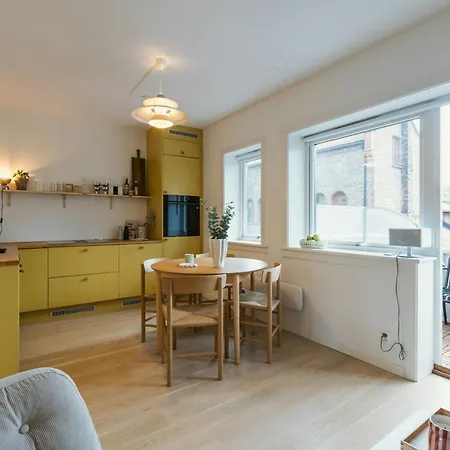 Apartament Bright Flat With A Considered Layout In *